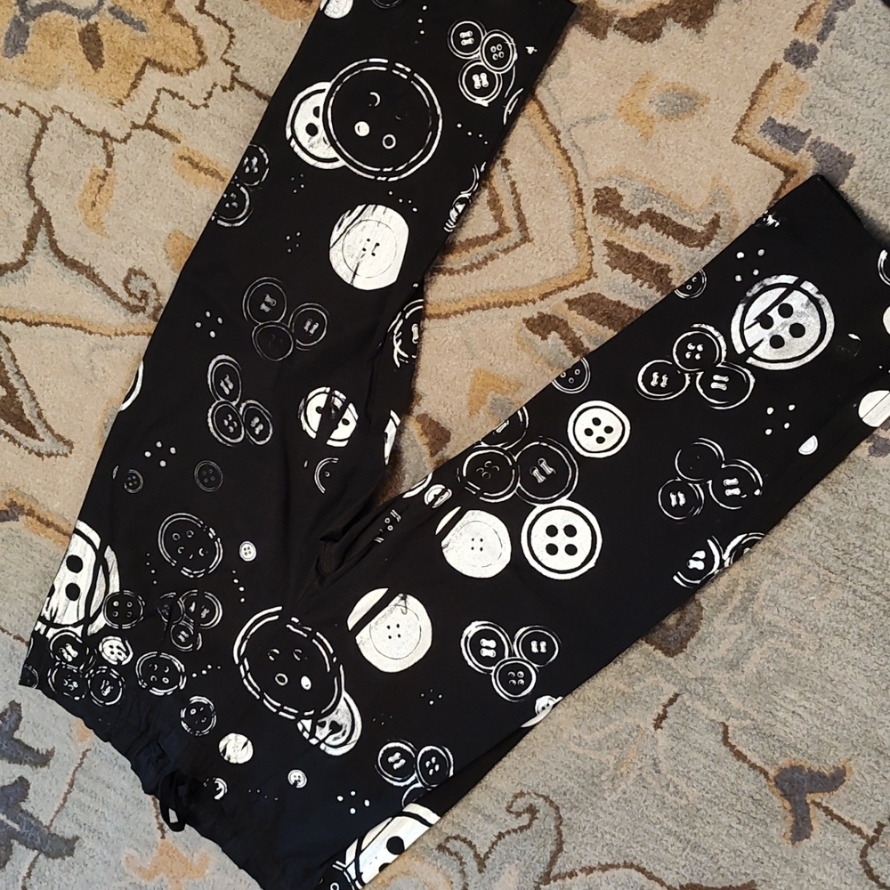 Paper temples cropped pants NWT